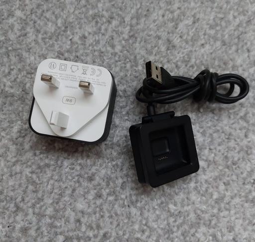 Buy & Sell Newbridge Wolverhampton - Photos for LZYDD USB Charging Dock Charger Cable & Plug