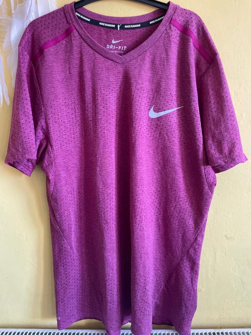 Buy & Sell Kings Heath Birmingham - Photos for Ladies Nike Top. Size Medium. Clearance