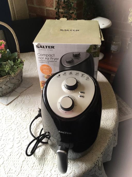 Buy & Sell Langford Central Bedfordshire - Photos for Salter Compact Hot Air Fryer 2 Litre.