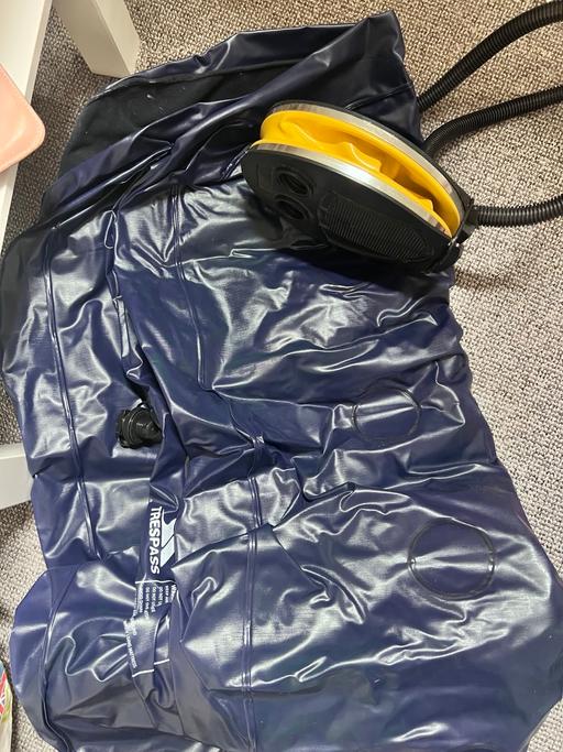 Buy & Sell Orpington Bromley - Photos for Air mattress (single) and pump