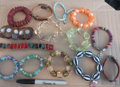 Buy & Sell Thatto Heath Saint Helens - Photos for 14 fabulous costume jewellery bracelets