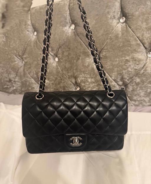 Buy & Sell Queen`s Park North West London - Photos for Chanel handbag