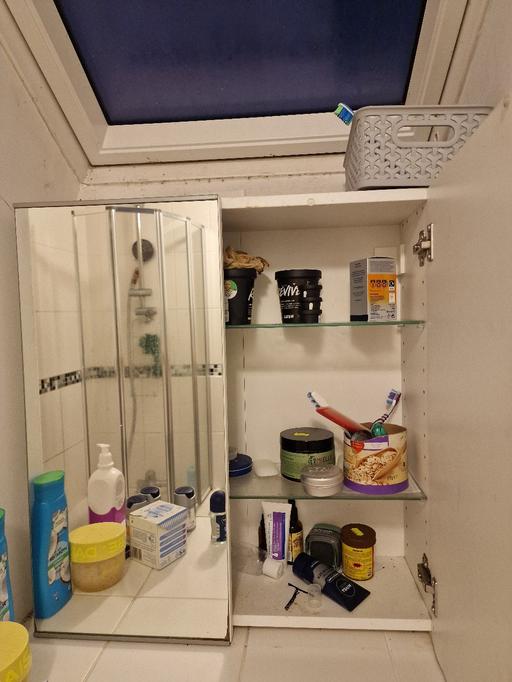 Buy & Sell Watford Town Centre Watford - Photos for bathroom cabinet