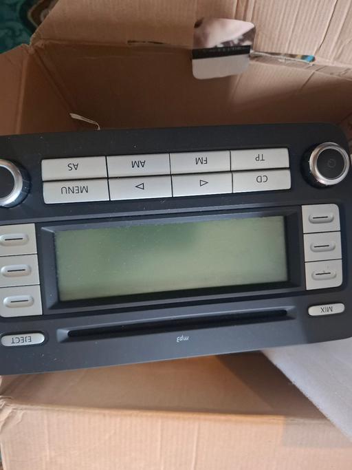 Vehicles Walsall Town Centre Walsall - Photos for VW passat cd player