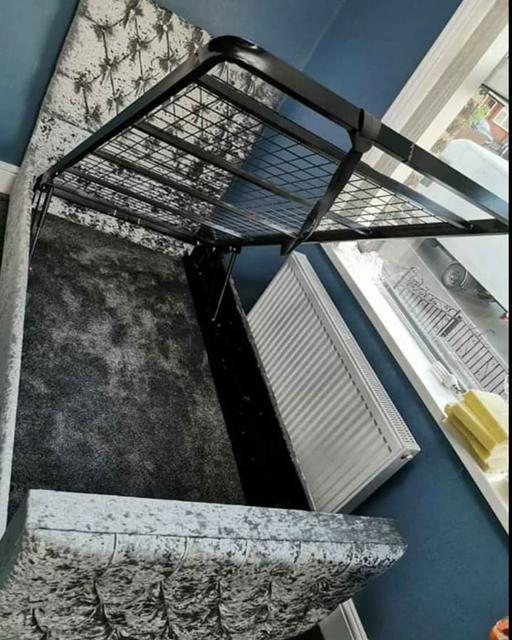 Buy & Sell Walthamstow East London - Photos for single frame