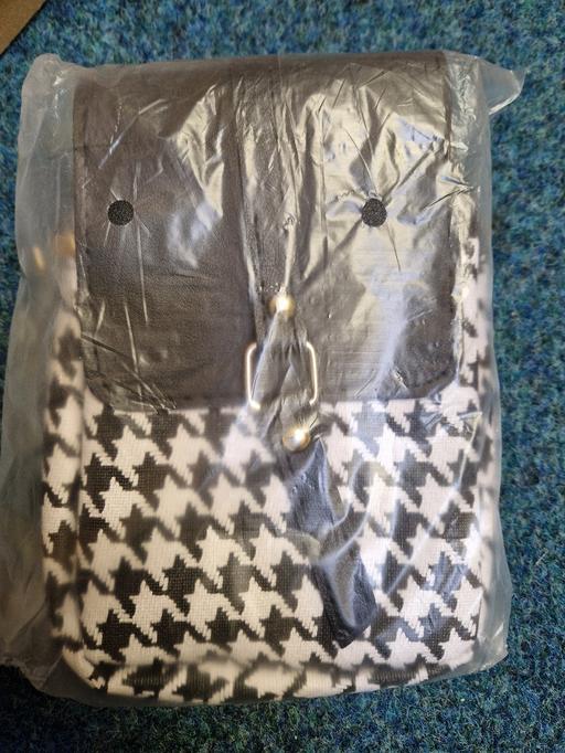 Buy & Sell Grassmoor North East Derbyshire - Photos for brand new shoulder bag