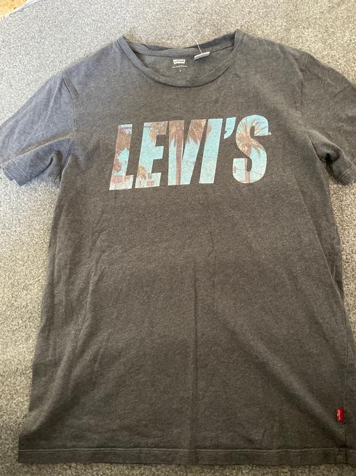Buy & Sell Maypole Birmingham - Photos for Levi’s Tshirt. Size Small. Clearance