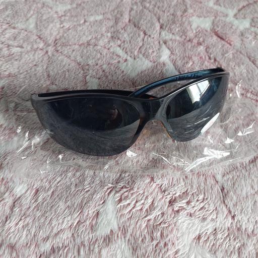 Buy & Sell Ocker Hill Sandwell - Photos for sunglasses adults new x 1 pair