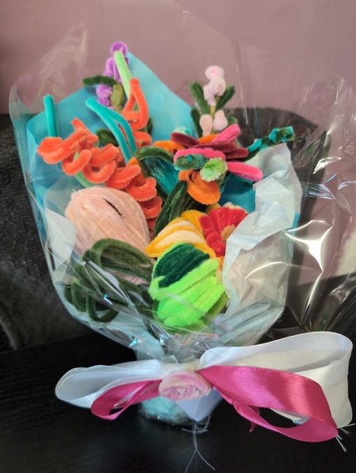 Buy & Sell Gedney Dyke South Holland - Photos for PIPE CLEANER FLOWER ARRANGEMENT.