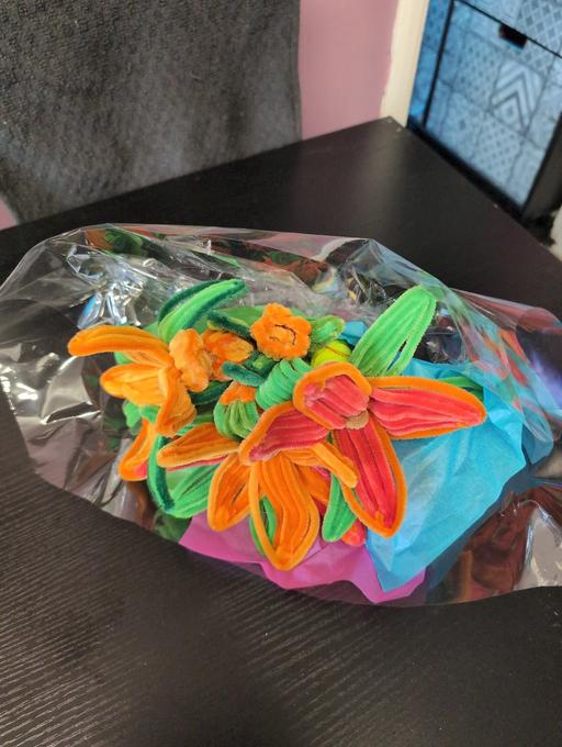 Buy & Sell Gedney Dyke South Holland - Photos for PIPE CLEANER FLOWER ARRANGEMENT