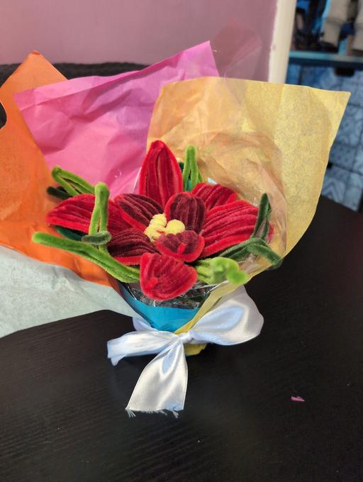 Buy & Sell Gedney Dyke South Holland - Photos for PIPE CLEANER FLOWER ARRANGEMENT