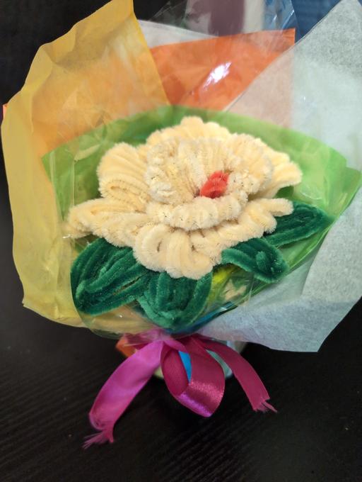 Buy & Sell Gedney Dyke South Holland - Photos for PIPE CLEANER FLOWER ARRANGEMENT