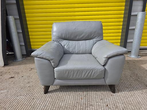 Buy & Sell Birmingham New Street Birmingham - Photos for scs grey leather chair