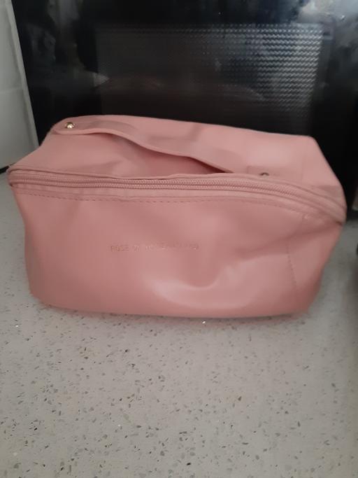 Buy & Sell South Hylton Sunderland - Photos for make up bag