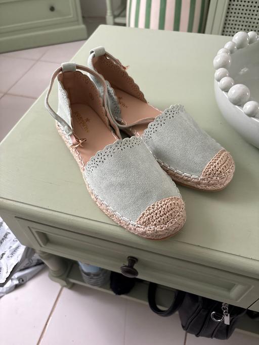 Buy & Sell Wombwell Barnsley - Photos for New Joe browns Size 5 shoes