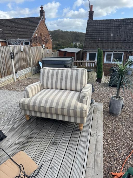 Buy & Sell Cookley Wyre Forest - Photos for Dunhelm cuddle chair