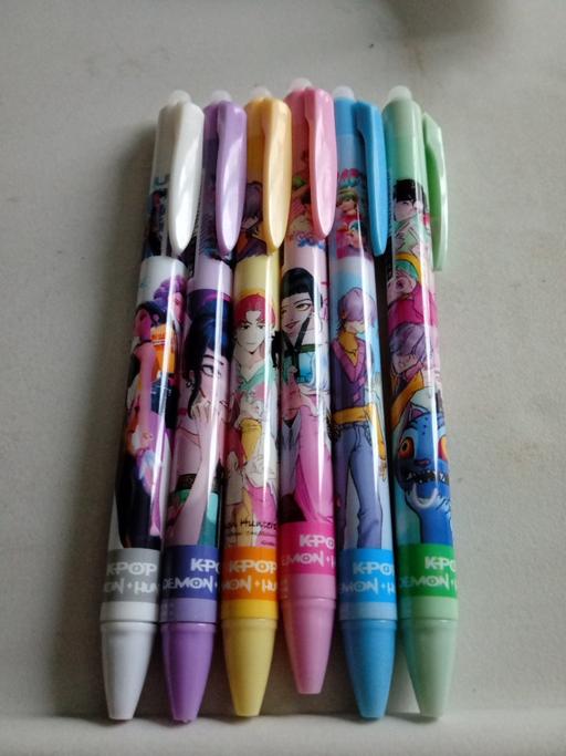 Buy & Sell Horncastle East Lindsey - Photos for new set of 6 K-POP pen sets