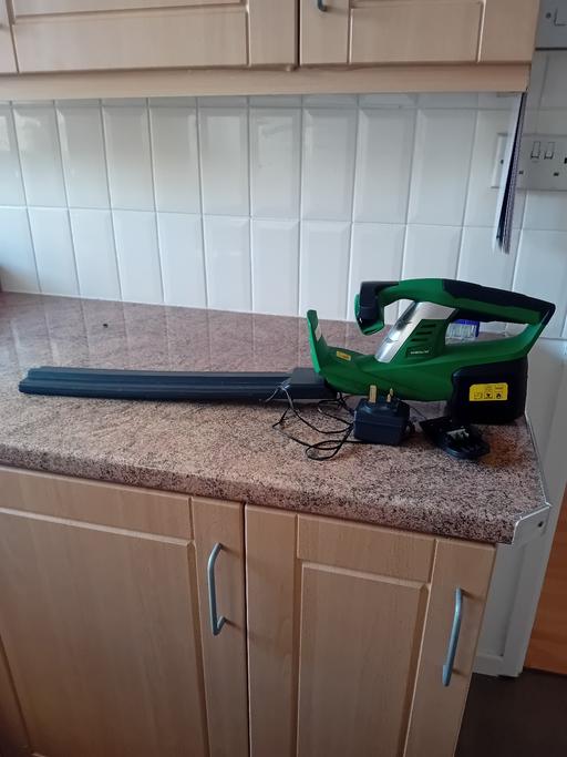 Buy & Sell Tame Valley Industrial Estate Tamworth - Photos for Cordless Hedge Trimmer