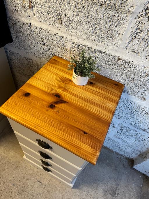 Buy & Sell Hoobrook Wyre Forest - Photos for Pine large bedside table tallboy drawers