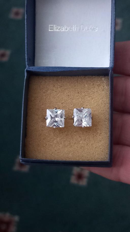 Buy & Sell Lyppard Woodgreen Worcester - Photos for earrings-cz