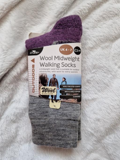 Buy & Sell Ramsgate Thanet - Photos for bn 1pair ladies walking socks size 4-7