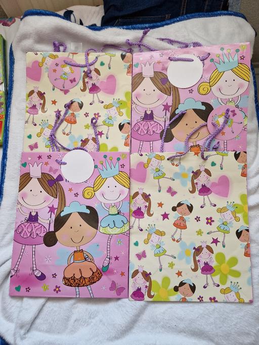 Buy & Sell Ramsgate Thanet - Photos for 4 x girls birthday giftbags