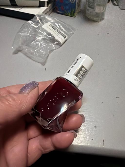 Buy & Sell Duckmanton Chesterfield - Photos for Essie gel couture nail varnish