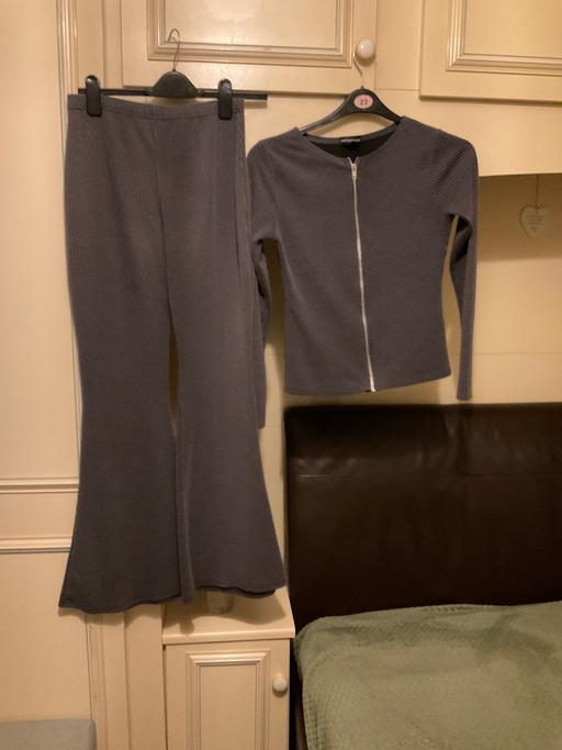 Buy & Sell Princes End Sandwell - Photos for trousers and top