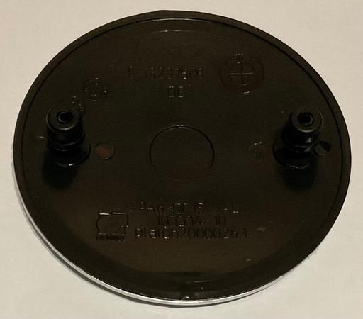 Vehicles Church End North London - Photos for 2x BMW Emblem Badge Grommets Black