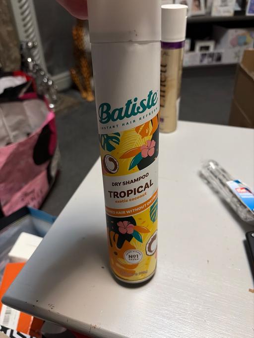 Buy & Sell Duckmanton Chesterfield - Photos for Batiste dry shampoo