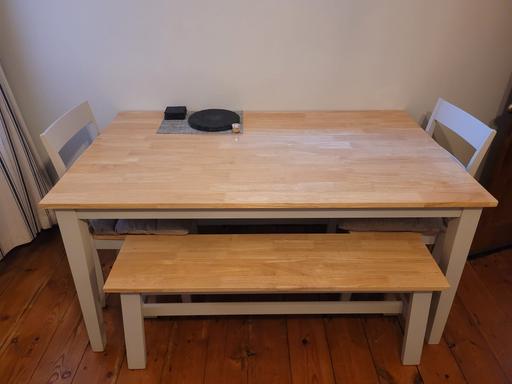 Buy & Sell South Croydon Croydon - Photos for Contemporary Space Saving Table and Bench Set