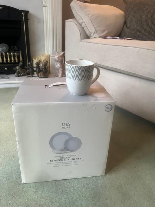 Buy & Sell Fencehouses Sunderland - Photos for M&S 12 piece dining set