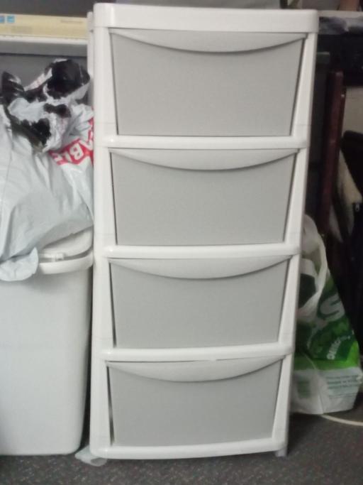 Buy & Sell Bournville Birmingham - Photos for 4 drawer tower