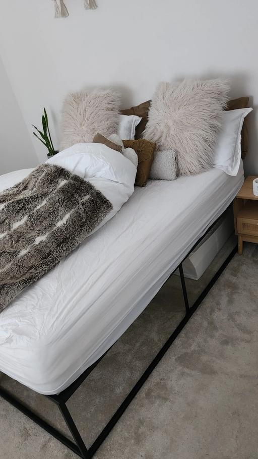 Buy & Sell Pelsall Walsall - Photos for metal platform bed 46cm/18in height