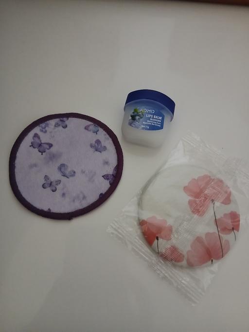 Buy & Sell Bradley Fold Trading Estate Bury - Photos for Mirror/Make Up Pad/Lip Balm New