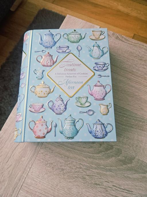 Buy & Sell Newton Doncaster - Photos for Fancy opening tin..like new.