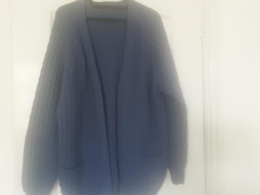 Buy & Sell Bolton-Upon-Dearne Barnsley - Photos for ladies size 16-18 hand knit longish cardigan