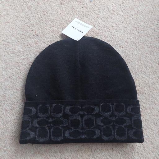 Buy & Sell Feltham Hounslow - Photos for New hat