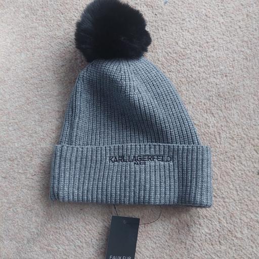 Buy & Sell Feltham Hounslow - Photos for Karl Lagerfeld New hat
