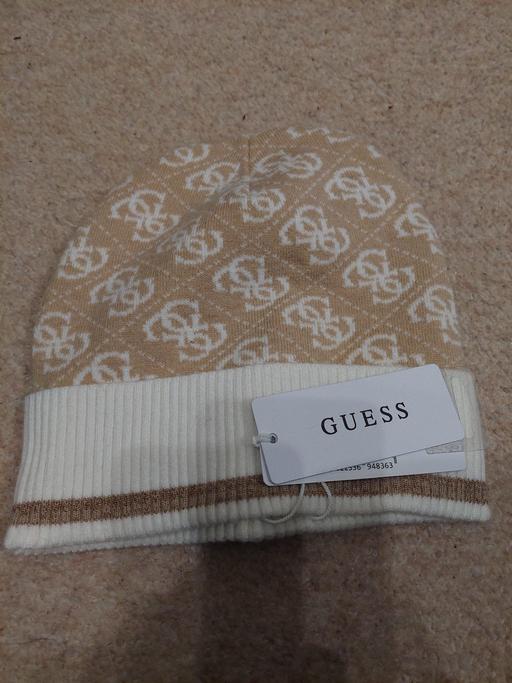 Buy & Sell Feltham Hounslow - Photos for New hat