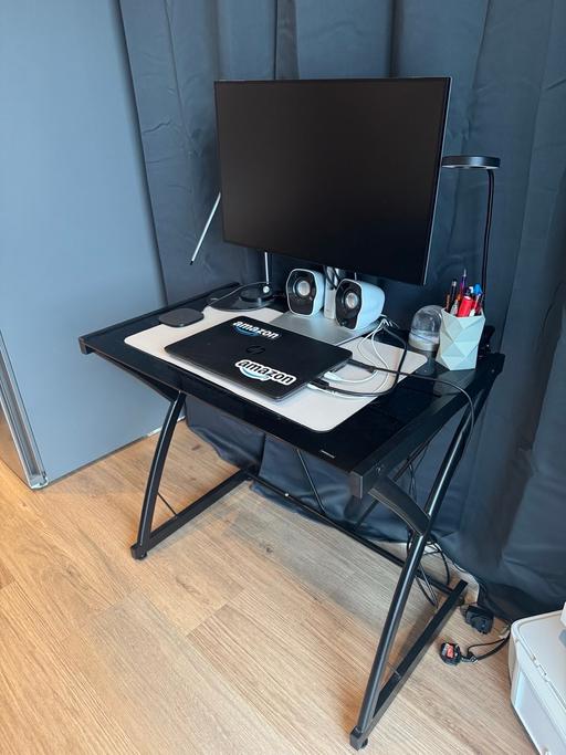 Buy & Sell Horn Park South East London - Photos for Black office desk