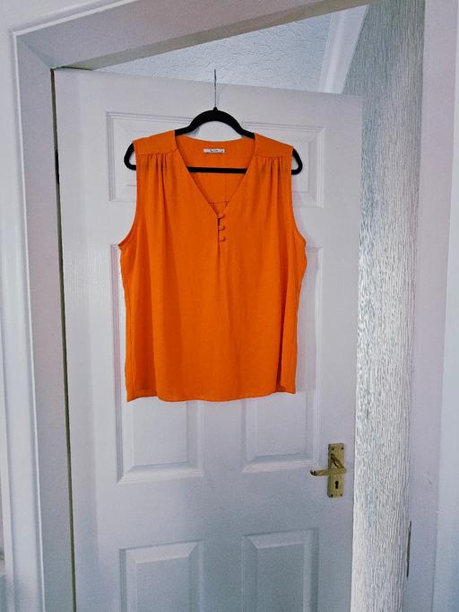 Buy & Sell Newton Doncaster - Photos for Tu summer top, size 16..NEW without tags