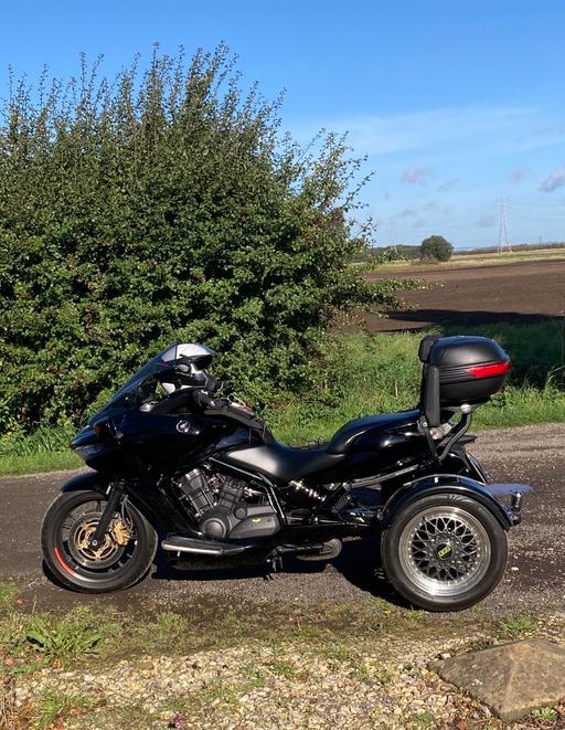 Vehicles Rushall Walsall - Photos for Honda DN-01 Trike 2010 Automatic 700cc
