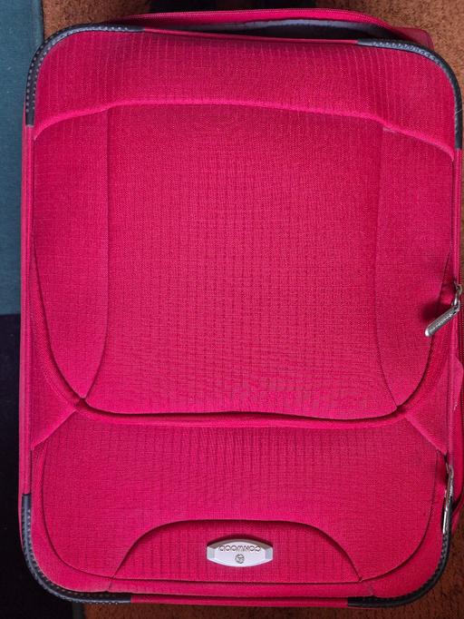 Buy & Sell Netherton Dudley - Photos for pull along suitcase