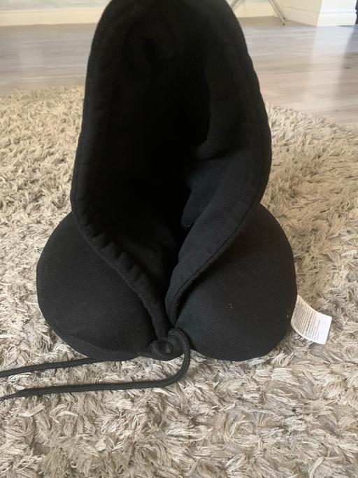 Buy & Sell Bletchley Milton Keynes - Photos for Travel cushion with hood