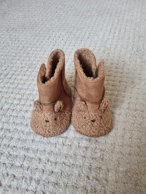 Buy & Sell Grafton Street Industrial Estate West Northamptonshire - Photos for New baby shoes