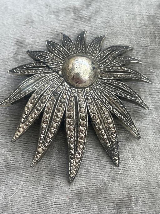 Buy & Sell Rottingdean Brighton - Photos for Beautiful vintage brooch