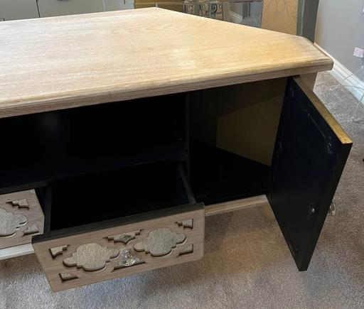 Buy & Sell Bank Top Bradford - Photos for Mirrored TV Cabinet & Side Table Bundle
