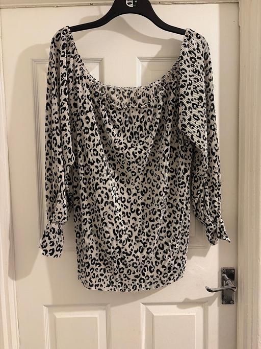 Buy & Sell Bordesley Green Birmingham - Photos for Top size 20/22