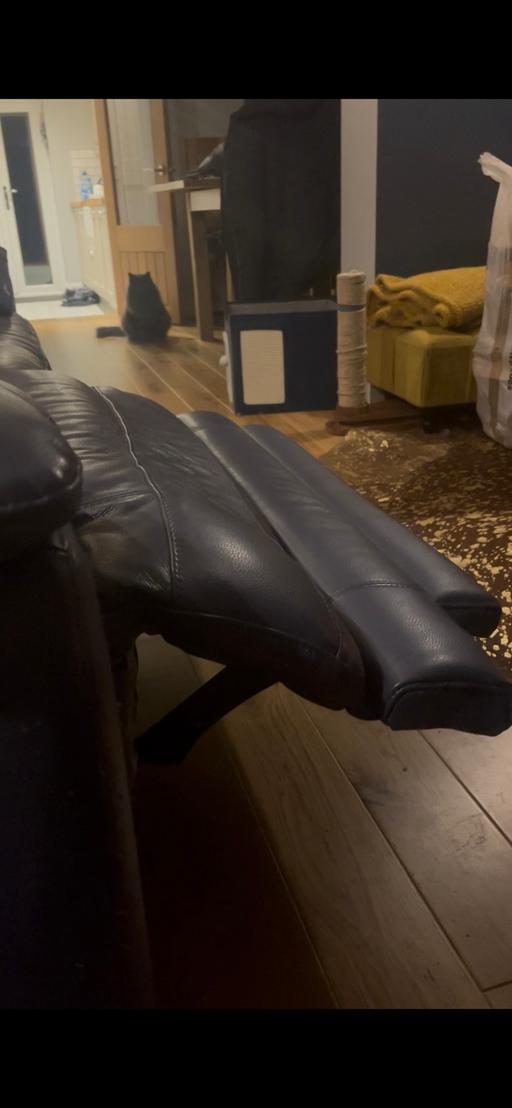 Buy & Sell Burham Tonbridge and Malling - Photos for FREE. Leather reclining 3 seater sofa, blue